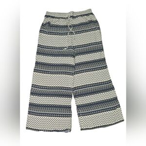 💋American Eagle Outfitters Patterned Pants in Blue and White💋